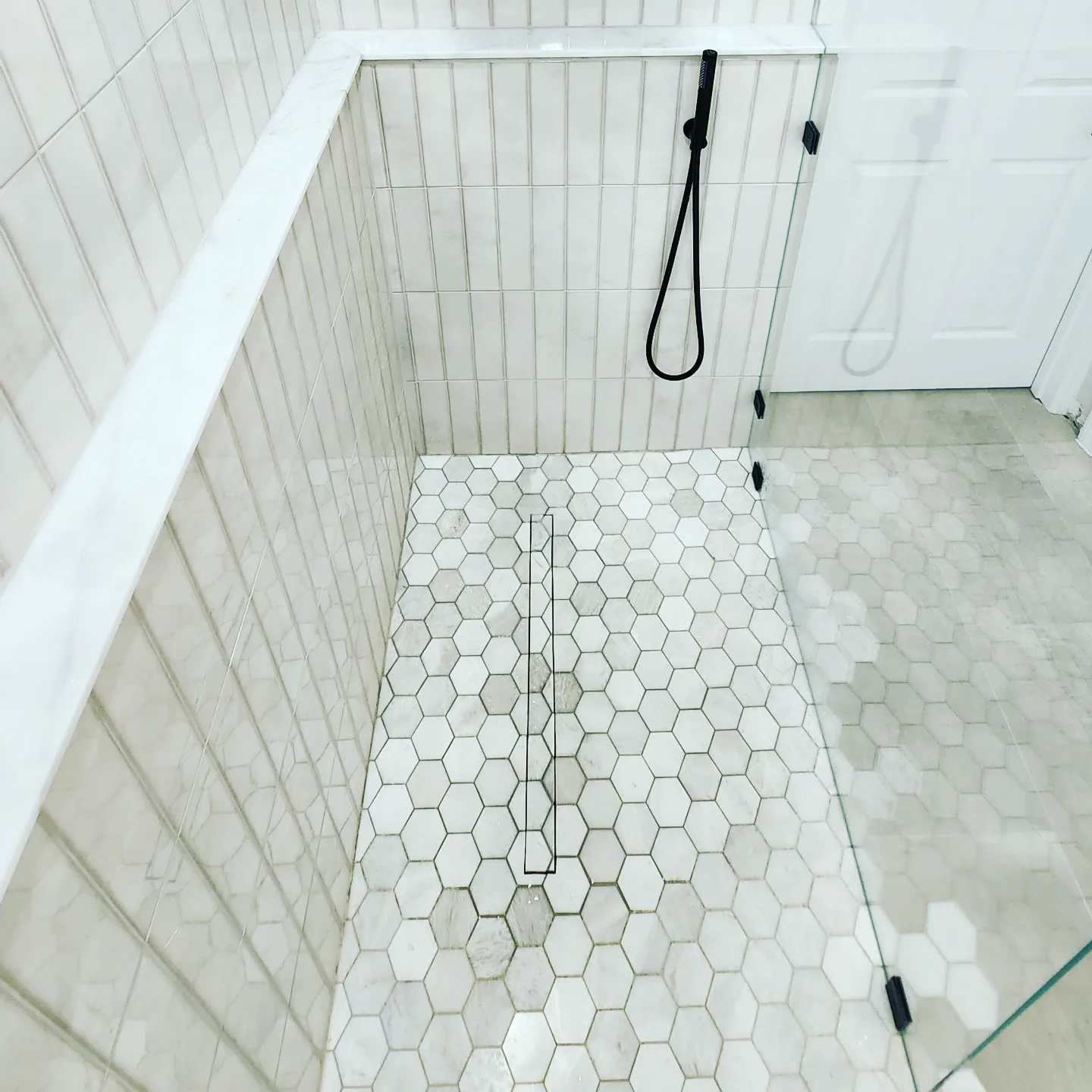 Why Linear Drains Are the Future of Shower Design