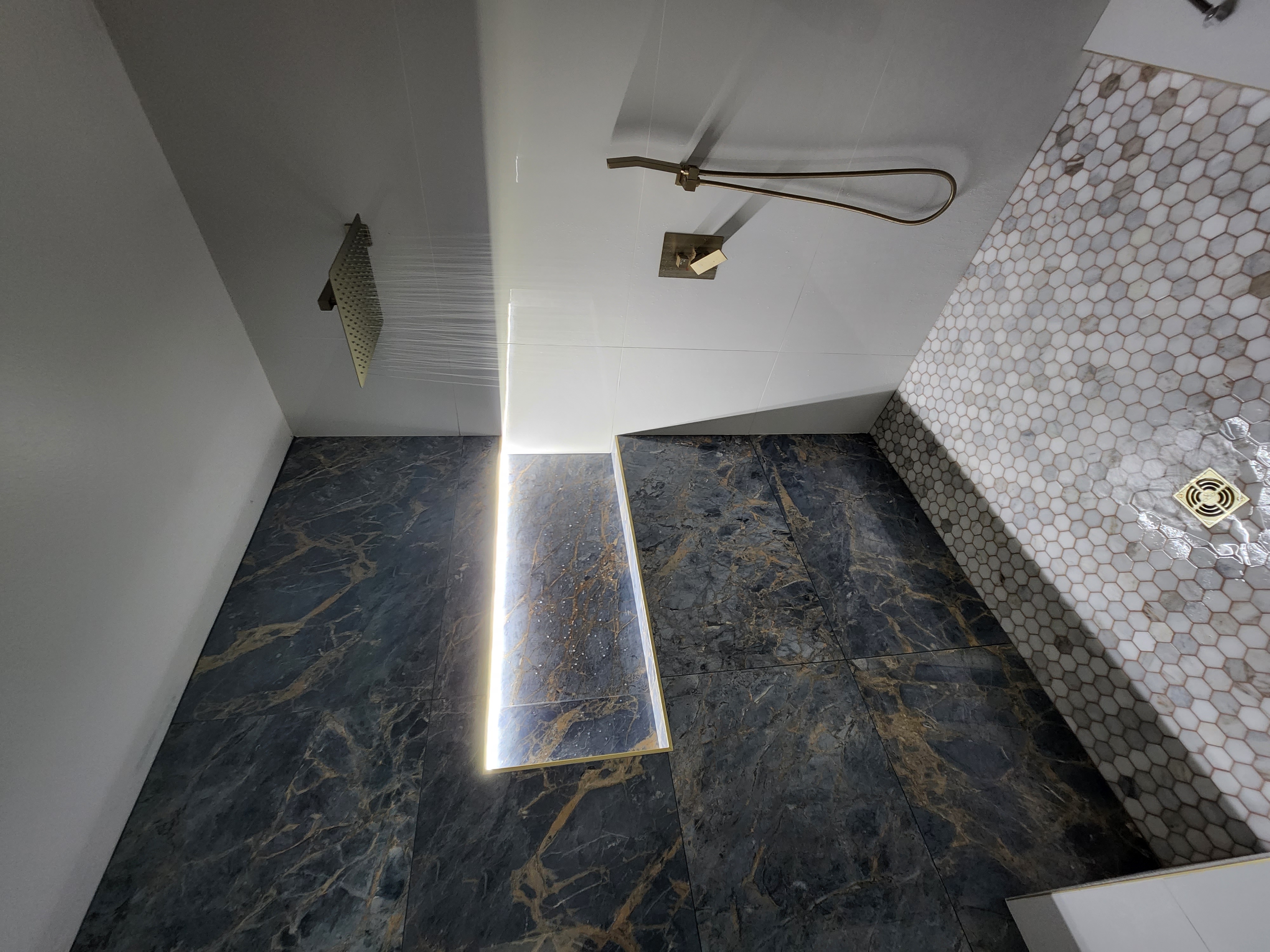 How to Plan the Perfect Shower Niche